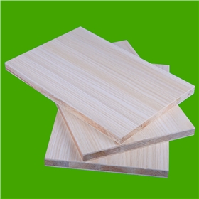 马六甲生态板(雨丝银橡) 马六甲生态板(雨丝银橡)